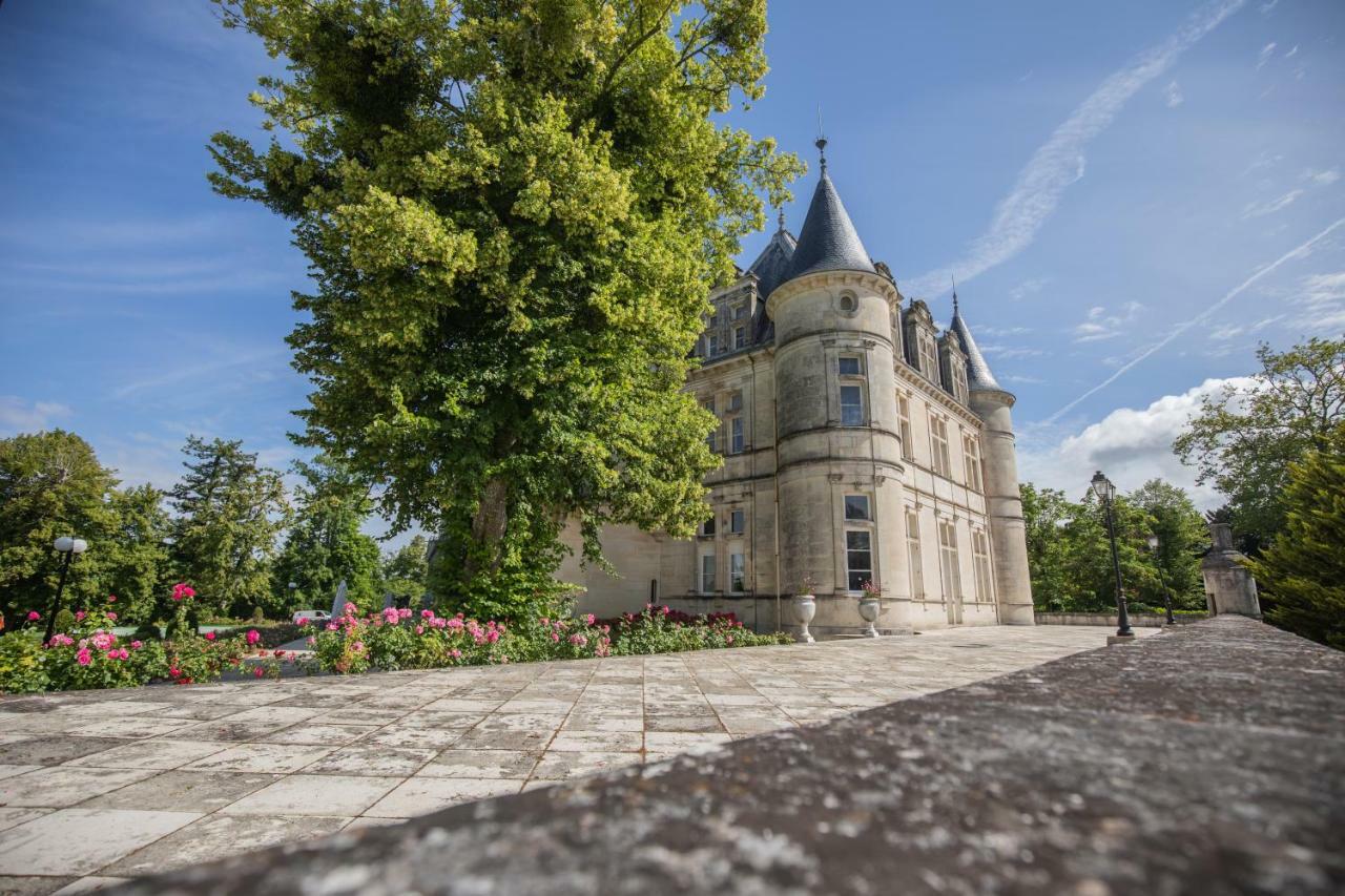 Chateau De Mirambeau - Relais & Chateaux מראה חיצוני תמונה